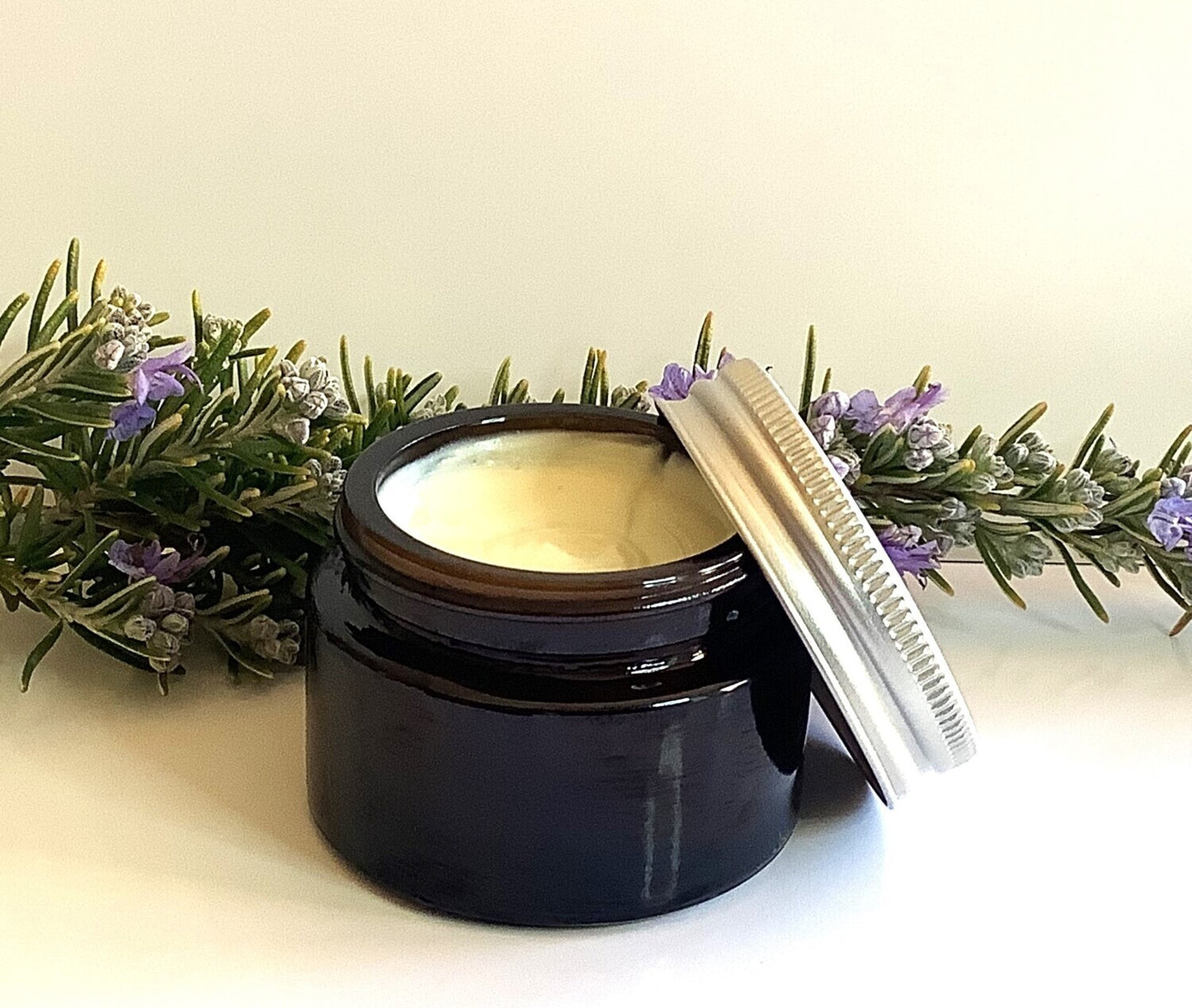 Crema hidratante de rosas y caléndula Eira Botanica