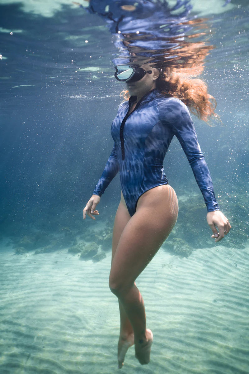Traje de baño de surf con tiburón ballena - FitPlanet