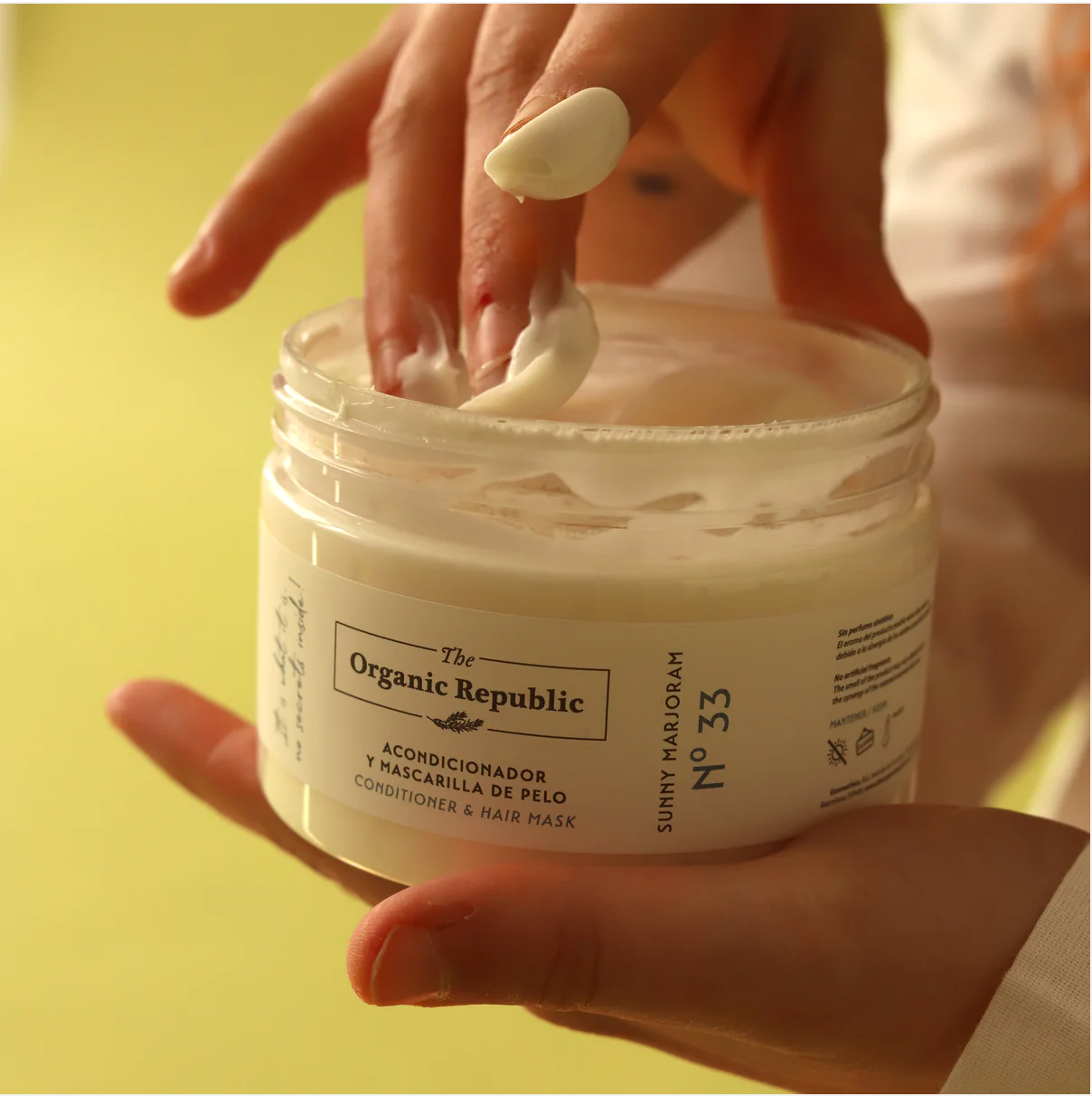 Acondicionador y mascarilla capilar Cedro Fresco Nº 33