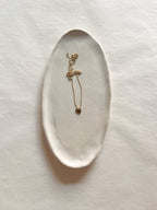 White matt irregular plate