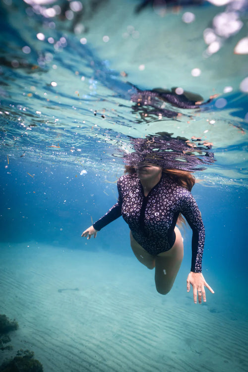 Traje de baño de surf con tiburón ballena - FitPlanet