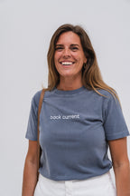 Camiseta unisex bordada de algodón orgánico Blue Storm