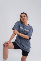 Camiseta unisex bordada de algodón orgánico Blue Storm